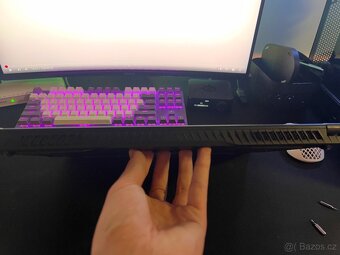 Prodám herní notebook MSI - 6