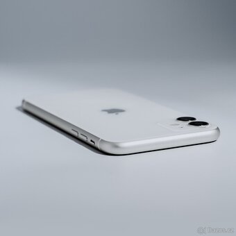 iPhone 11 64 GB White - 6