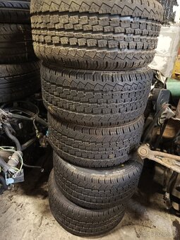 nové pneu i s disky 195/55 r10c - 6