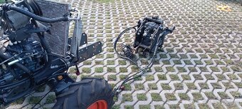 Kubota přední tříbodový zavěs s PTO - 6