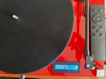 Gramofon Pro-Ject JukeBox E - 6