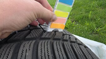 Hankook Winter icept Evo3 W330 245/35 R19 93W - 6