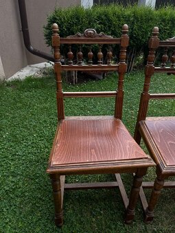 Masivní starožitný dřevěný rozkládací stůl s židlemi - 6