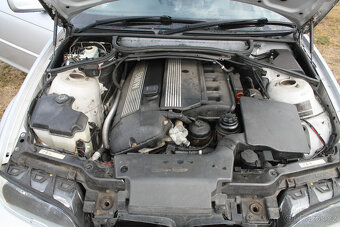 Prodam dily z e46 325i 141kw M-paket navigace - 6