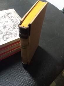 Knihy staré - B2 - 6