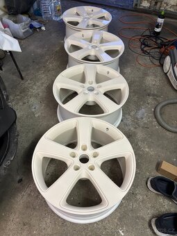 Alu kola R20 (5x130) - 6