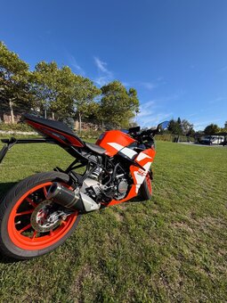 KTM RC 125 - 6