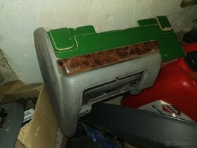 Peugeot 406 kastlik - dekor dřeva a plast pod volant - dekor - 6