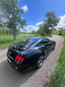 Ford Mustang, 3.7, V6, manuál - 6