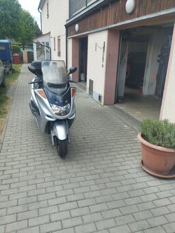 Yamaha YP 250 - 6