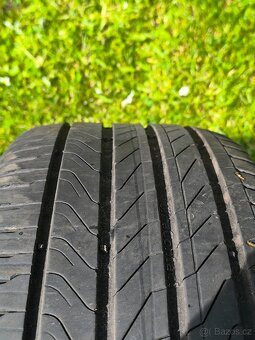 Continental UltraContact NXT 215/50R18 - 6