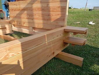 Masivní postel z modřinu - 6