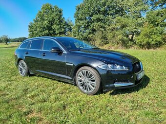 Jaguar XF Sportbrake 3.0D, 202kw, S paket, 19" disky - 6