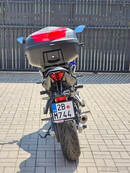 Yamaha MT-07, původ ČR, záruka do 9/2026,doplňky za 25.000Kč - 6