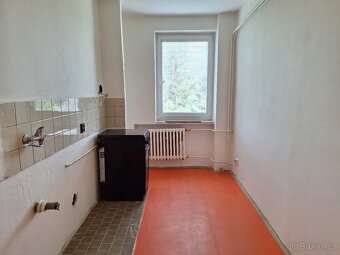 Prodej bytu 3+1, 74 m2, v Olomouci, Chválkovická ul. - 6
