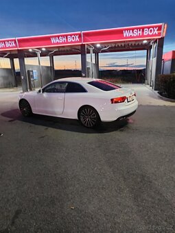 Prodám Audi A5 , 2.0 TDI 125 kW - 6