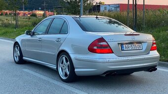 Mercedes-Benz E 55 AMG - 6