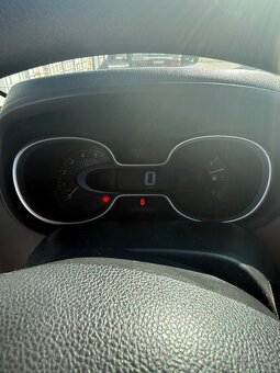 RENAULT TRAFIC 02/2015 DCI 115 - 6