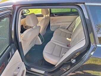 Prodám Škoda Superb 2 facelift, 2.0 TDi, 125 kw, r.v. 2014 - 6