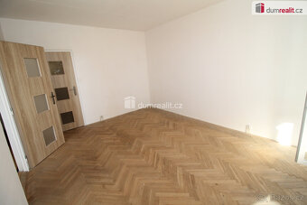 Udržovaný byt 2+1/2B se dvěma balkony a sklepem po částečné - 6