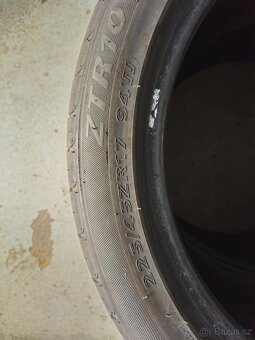 Prodám 2X Letní Pneumatiky 225 45 R 17 čislo 28 - 6
