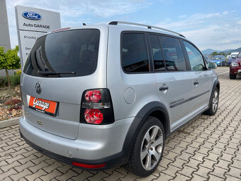 Volkswagen Touran 2.0 TDI CROSS kůže, xenoxy - 6