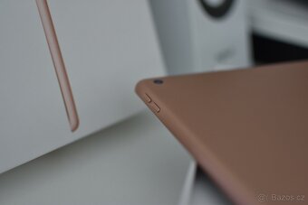 Apple iPad 8 - 2020 – 32 GB - super stav - 6