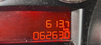Peugeot 308 koupeno nové v ČR 1 MAJITEL - 6