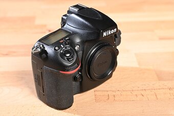 Prodám DSLR Nikon D800 - 6
