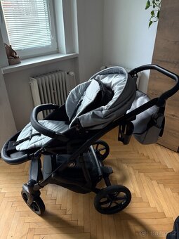 Tako kombinovaný kočárek Corona ECO a autosedačky - 6