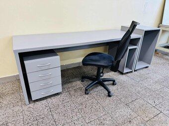 Kancelářský stůl - 6