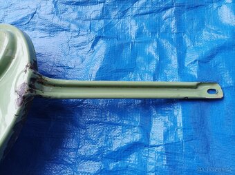 Smaltovaný zelený lívanečník - 6