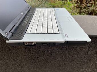 Fujitsu LIFEBOOK E751 - větší 15.6" notebook na běžné užití - 6