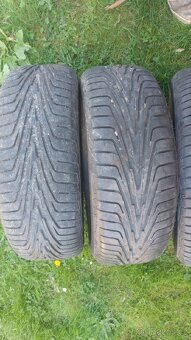 205 60 R15 letní vše 1100.- - 6