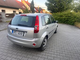 Ford Fiesta 1.3 51kw - 6