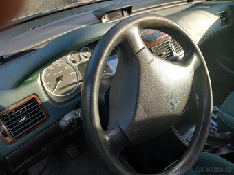 prodám Peugeot - 6