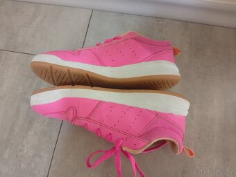 Dívčí obuv tenisky Adidas vel 38 a 2/3 - 6
