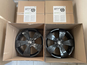 NOVÉ ALU TRITON BLACK ŠKODA SUPERB 3 6,5x17 ET41 - 6