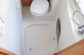 KNAUS SÜDWIND 550 -PRO 6 OSOB,EL.POJEZD, SPRCHA, PALANDA - 6