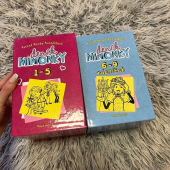 Deník mimoňky 1-9 + 2 boxy - 6