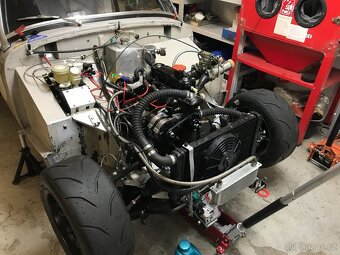 Prodám závodní MG Midget MKI - 6