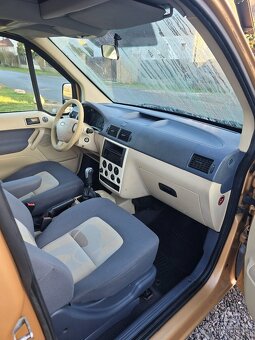 FORD TOURNEO CONNECT 200S - 6