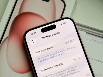 iPhone 15 Pink BATERIE 100% TOP - 6