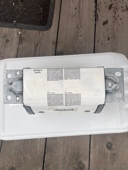 BMW - Airbag spolujezdce - 6