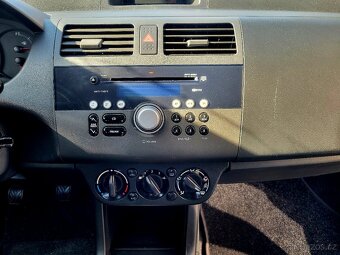 Suzuki Swift 1.3i - 6