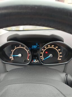 Ford Fiesta - 6