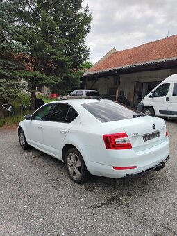 Škoda Octavia 3 1.6 81kw - 6