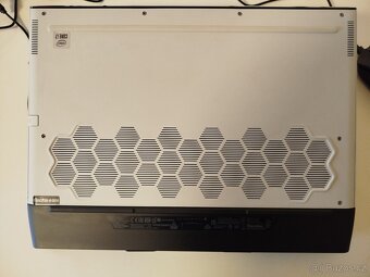 Alienware m15 R3 – TOP stav, 32 GB, 2 TB, RTX 2070S, záruka - 6