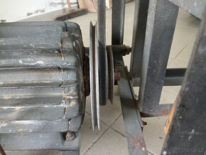 Cirkulárka s dlabačkou - 6