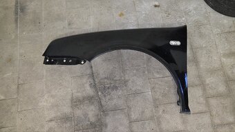 Volkswagen Golf 4 přední blatník - 6